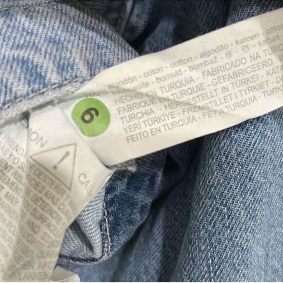 Zara Cropped Patchwork Denim Blue Jacket
(Size Small) - Picture 5 of 8